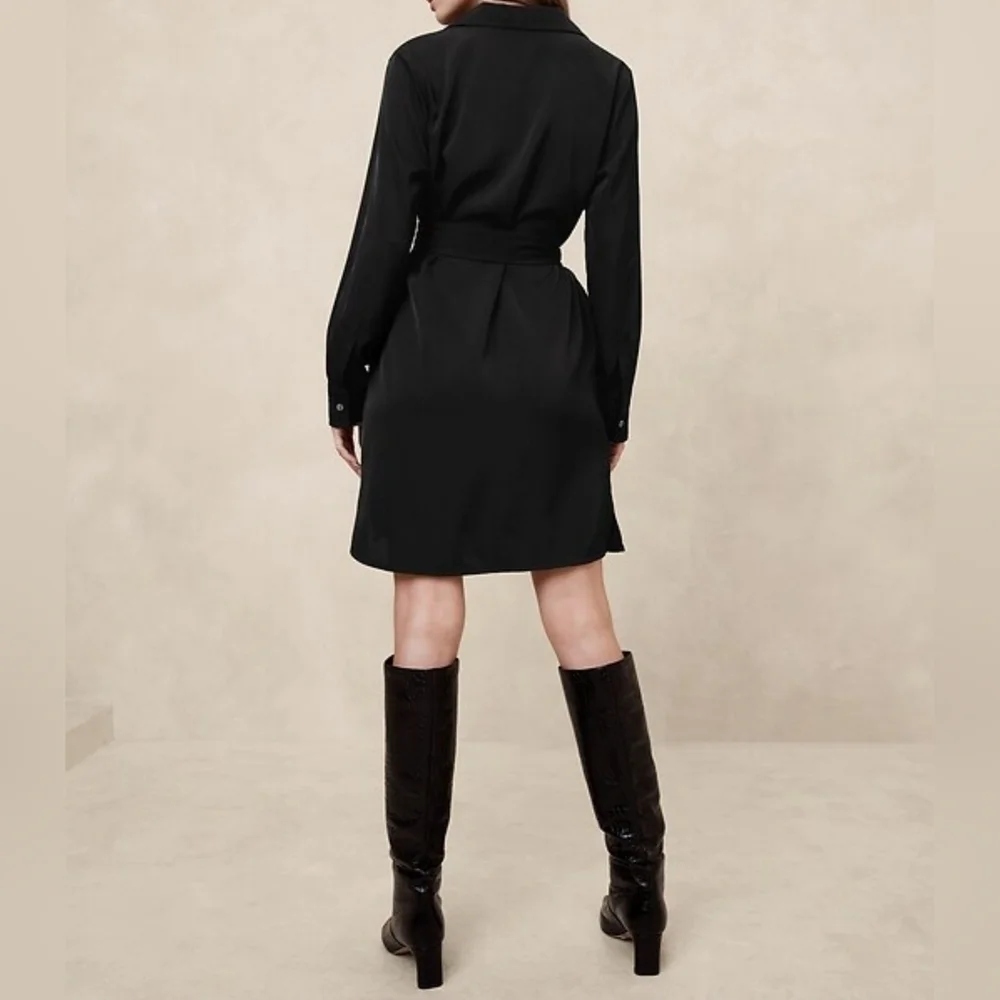 Banana Republic Women's Long Sleeve Satin Twill Mini Shift Dress in Black